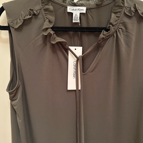 Calvin Klein top - Picture 4 of 5